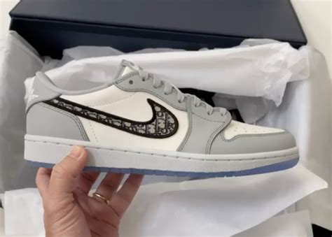 costo air jordan dior|jordan 1 dior low price.